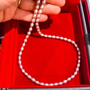 Pink fresh water pearl collar